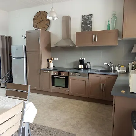 Apartmán T2 Avec Terrasse - Centre De *