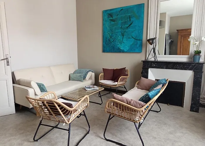 T2 Avec Terrasse - Centre De *